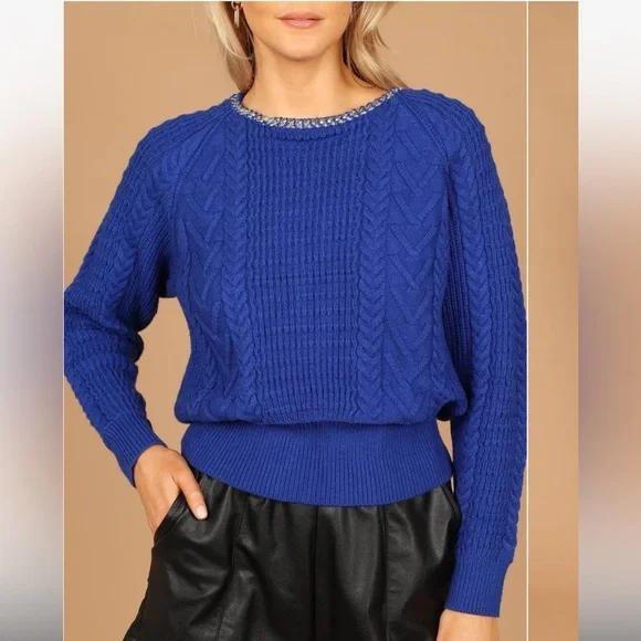NWT Chain Detail Knit Sweater in Royal Blue Size Medium - Picture 2 of 4